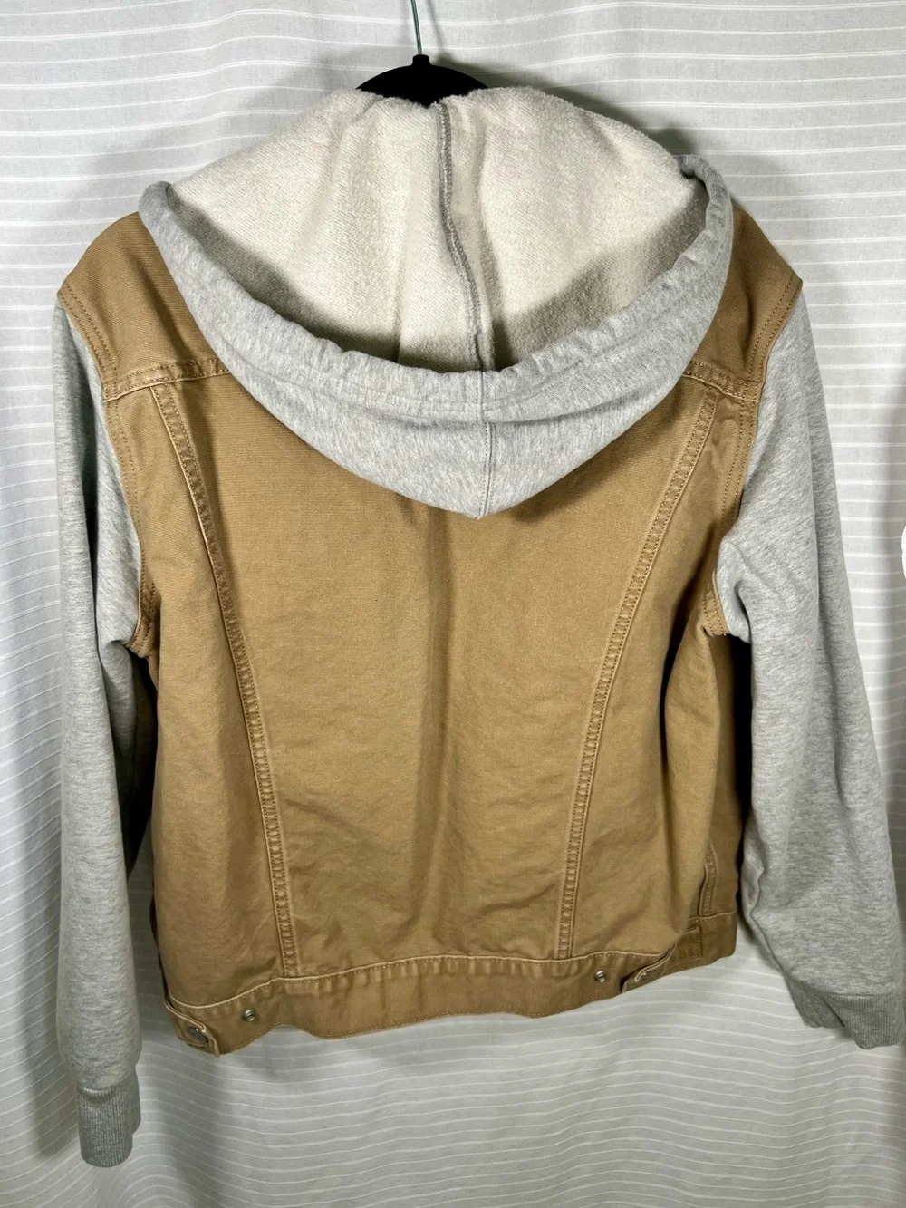 Levi's Tan hybrid hoodie Trucker Jacket with Gray Hooded Sleeves tigers eye